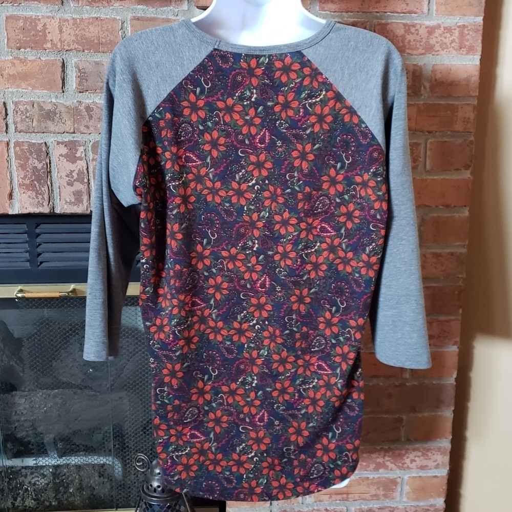 🔥BOGO🔥 Lularoe Randy Shirt - Picture 3 of 5
